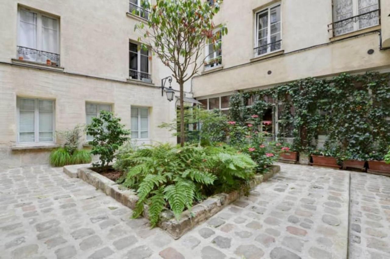 Guestready - Classic Parisian Home In Marais Exterior foto